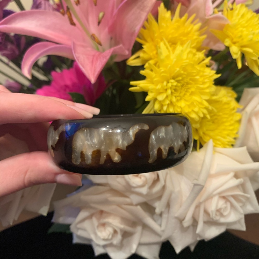 Elephant bagel bracelet
